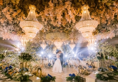 Behind the Scenes: A Day in the Life of a Wedding Photographer image sidebar